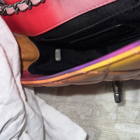 Mini Chanel bag - Picture 6 of 8